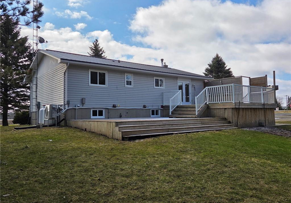 7324-sideroad-5-e-wellington-north-ontario-40818900