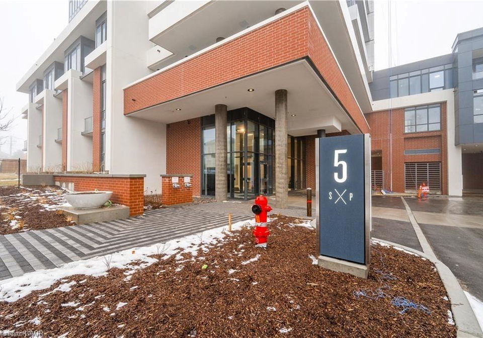 5-wellington-south-street-kitchener-ontario-40818903