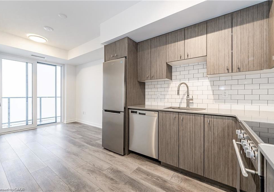 5-wellington-south-street-kitchener-ontario-40818903