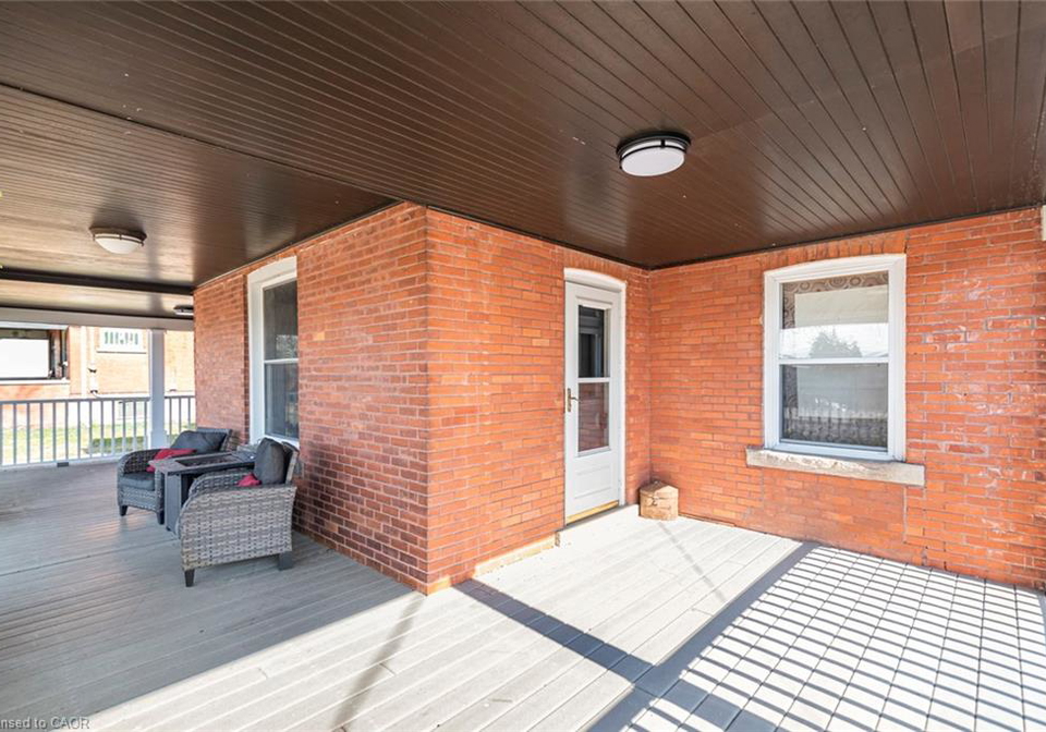 120-caithness-street-e-caledonia-ontario-40818930