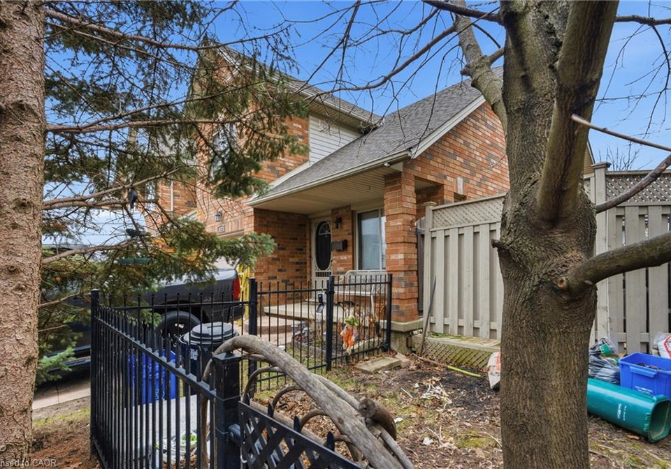 189-livingston-avenue-grimsby-ontario-40818970