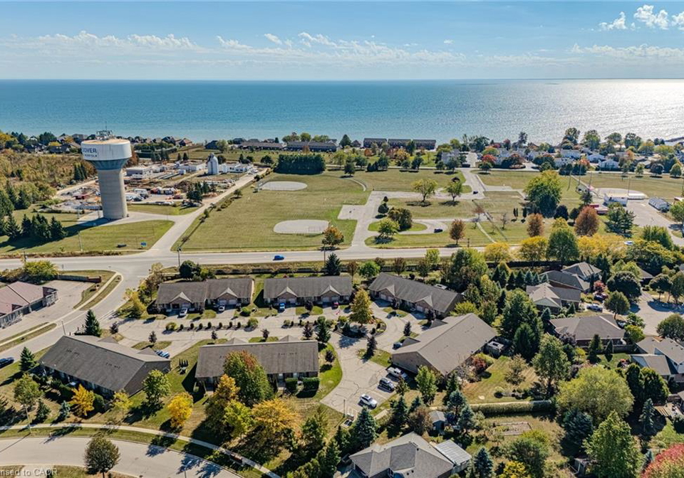 19-somerset-drive-port-dover-ontario-40818985