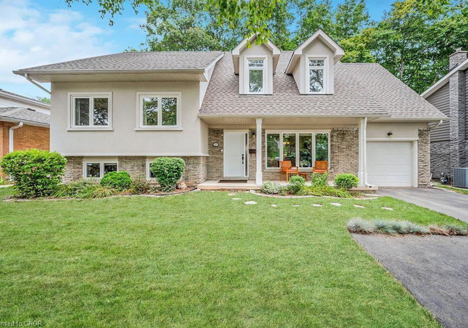 285-surrey-drive-oakville-ontario-40818988