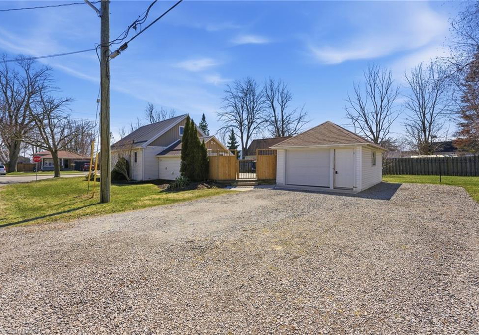 820-tamarac-street-dunnville-ontario-40819004
