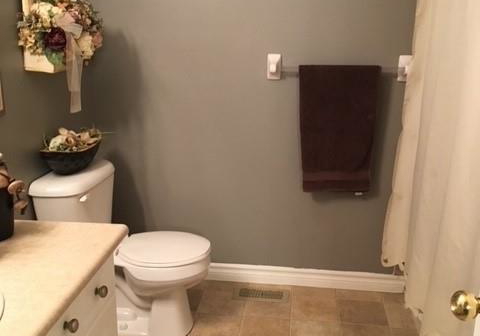 19-harvest-lane-delhi-ontario-40819009