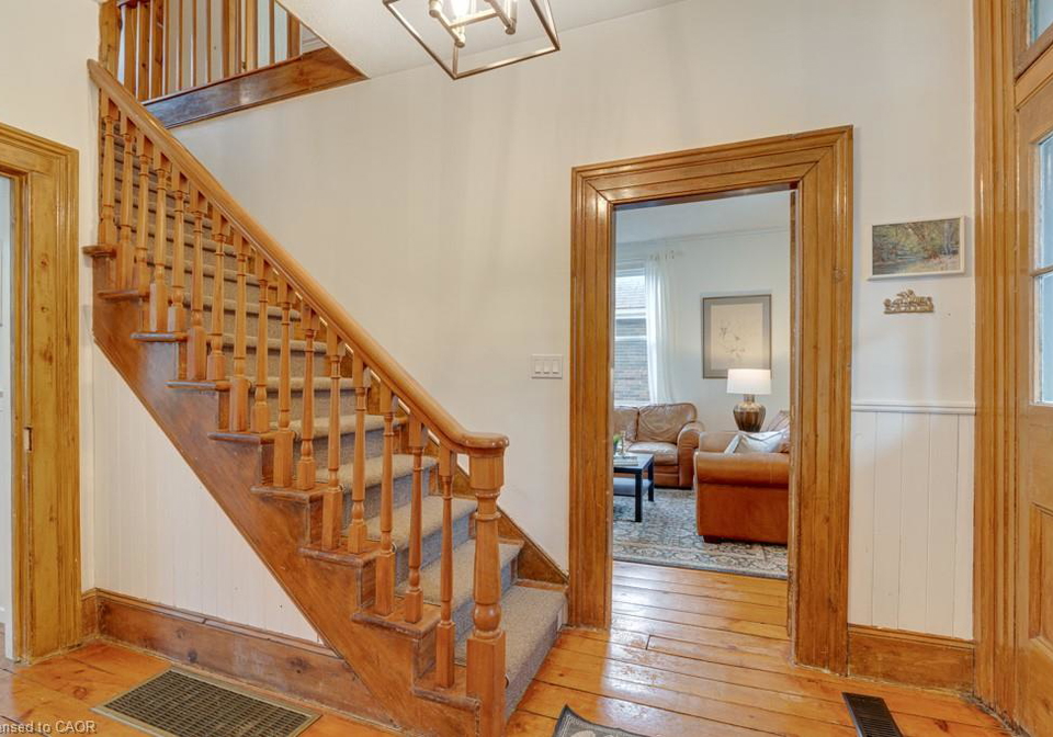 10-badenoch-street-morriston-ontario-40819043