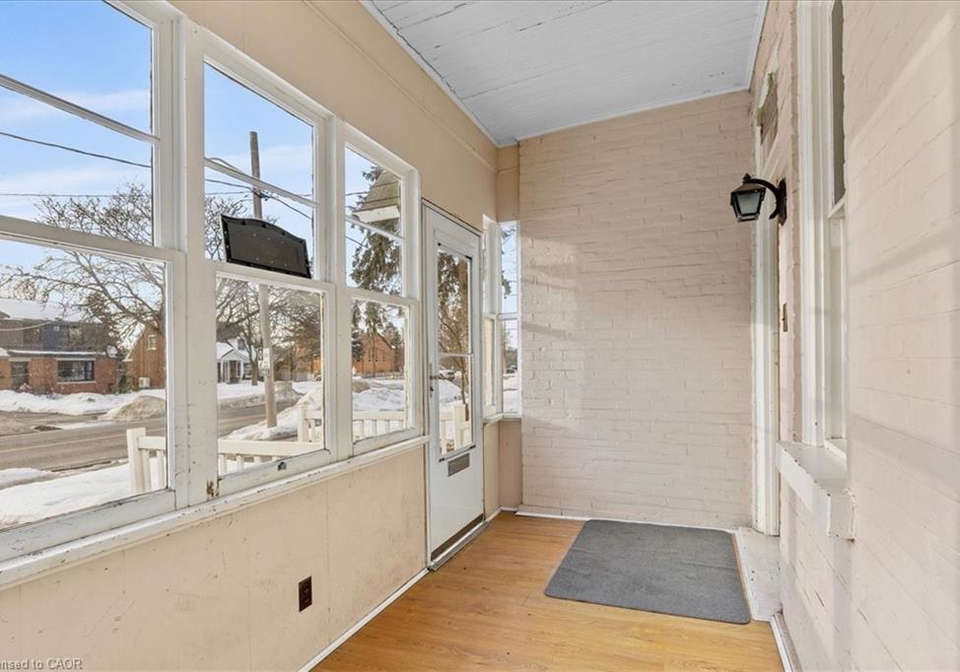 127-laurel-street-cambridge-ontario-40819050
