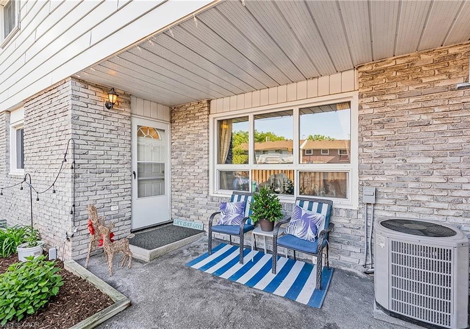 423-westwood-drive-kitchener-ontario-40819064