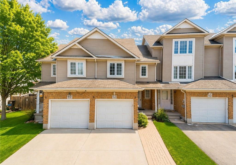 90-donnenwerth-drive-kitchener-ontario-40819087