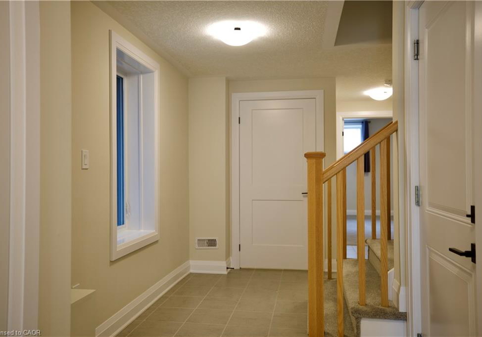559-balsam-poplar-street-waterloo-ontario-40819106