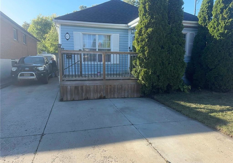 623-knox-avenue-hamilton-ontario-40819124