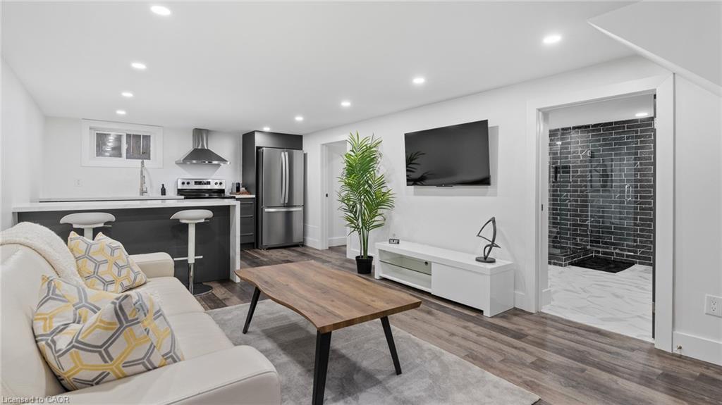 777-upper-gage-avenue-hamilton-ontario-40819127