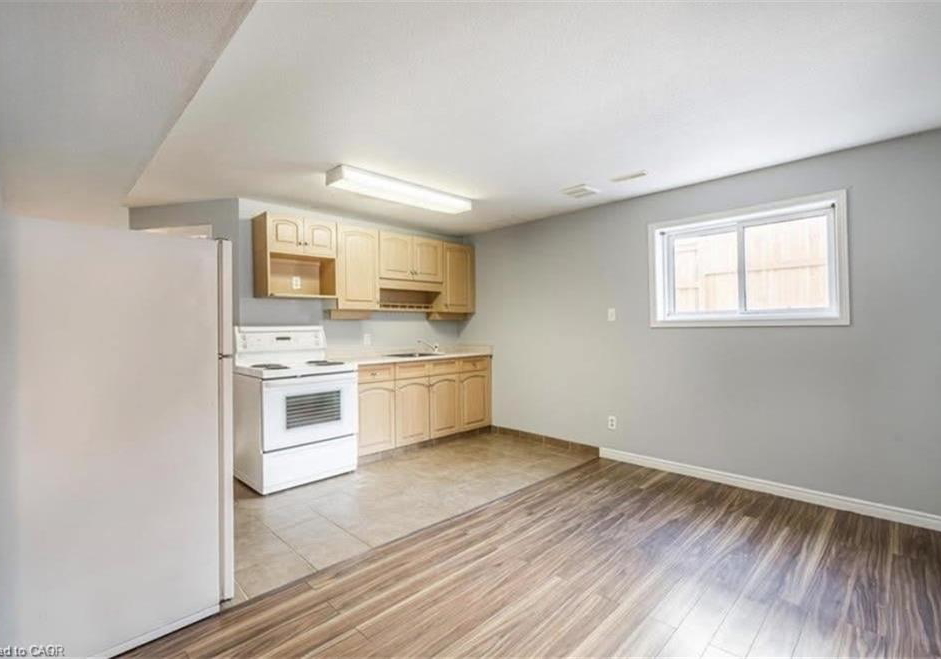 87a-tamvale-crescent-kitchener-ontario-40819128