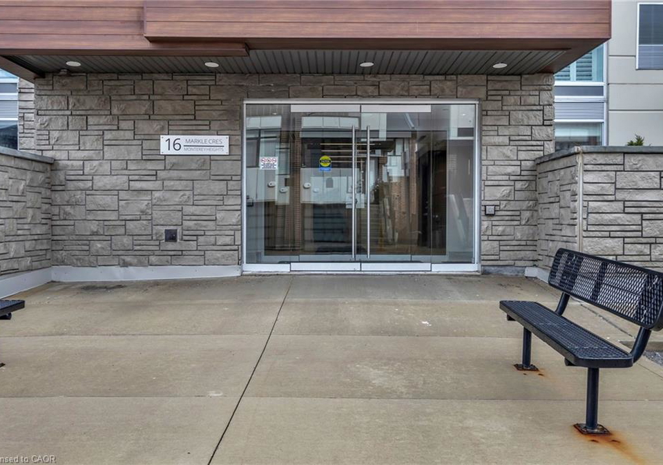 16-markle-crescent-ancaster-ontario-40819129