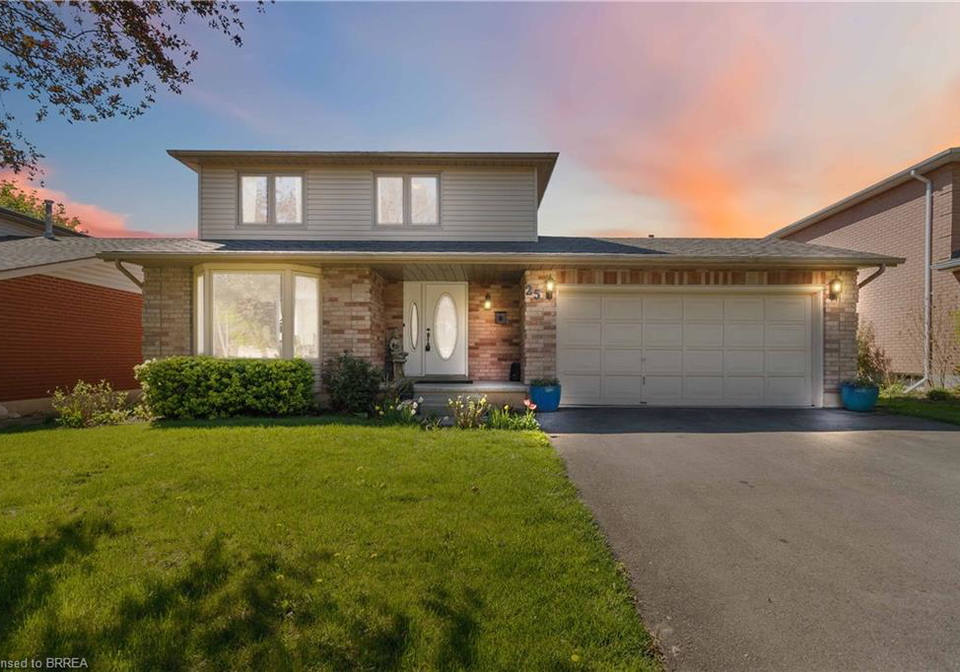 25-winter-way-brantford-ontario-40819133