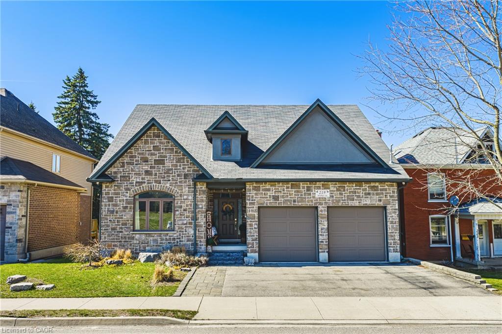 219-walker-street-cambridge-ontario-40819155