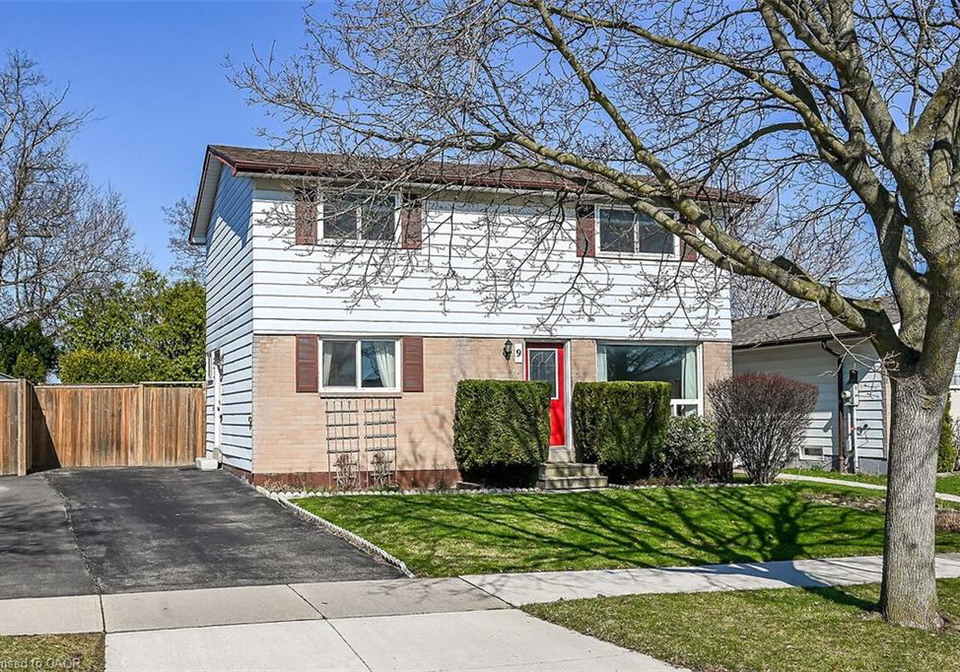 9-mellenby-street-stoney-creek-ontario-40819204