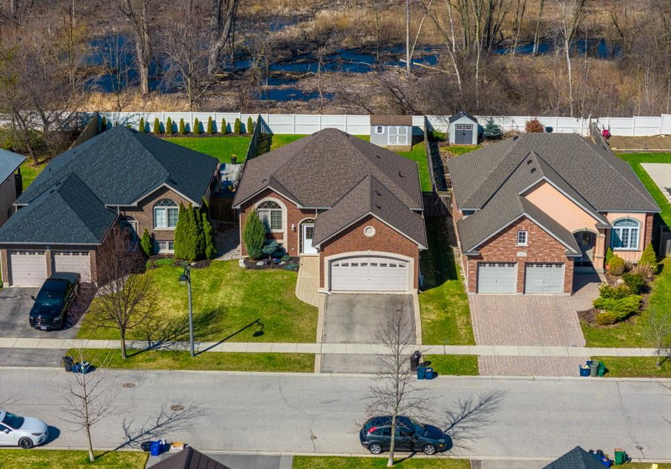 62-mission-road-brantford-ontario-40819249