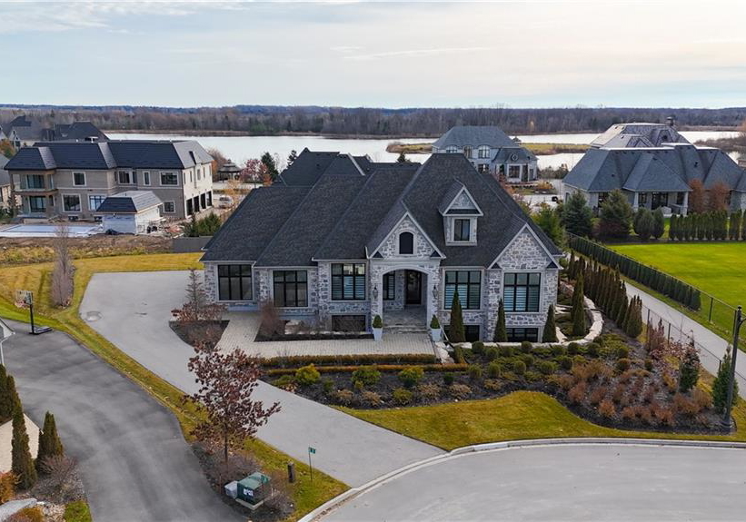 31-reid-court-puslinch-ontario-40819277