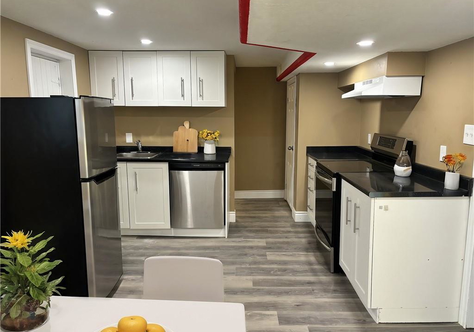 160-bruce-street-kitchener-ontario-40819322