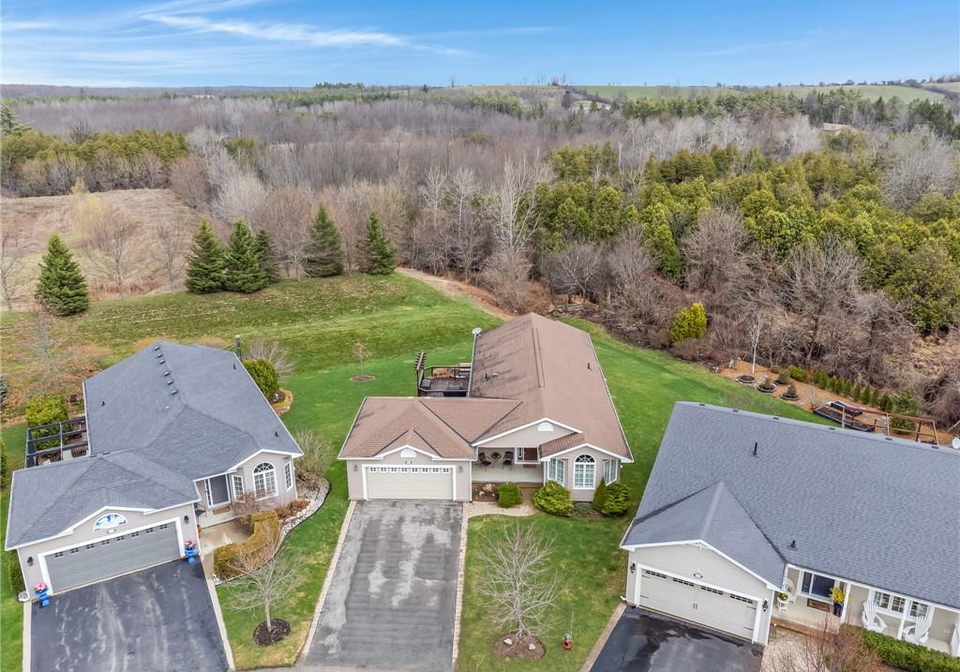 228-glenariff-drive-freelton-ontario-40819333