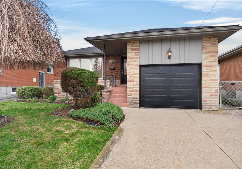 188-tuxedo-avenue-s-hamilton-ontario-40819348