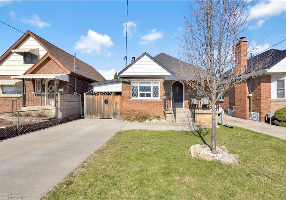 20-barons-avenue-s-hamilton-ontario-40819374