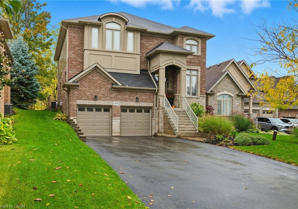 4076-highland-park-drive-beamsville-ontario-40819380