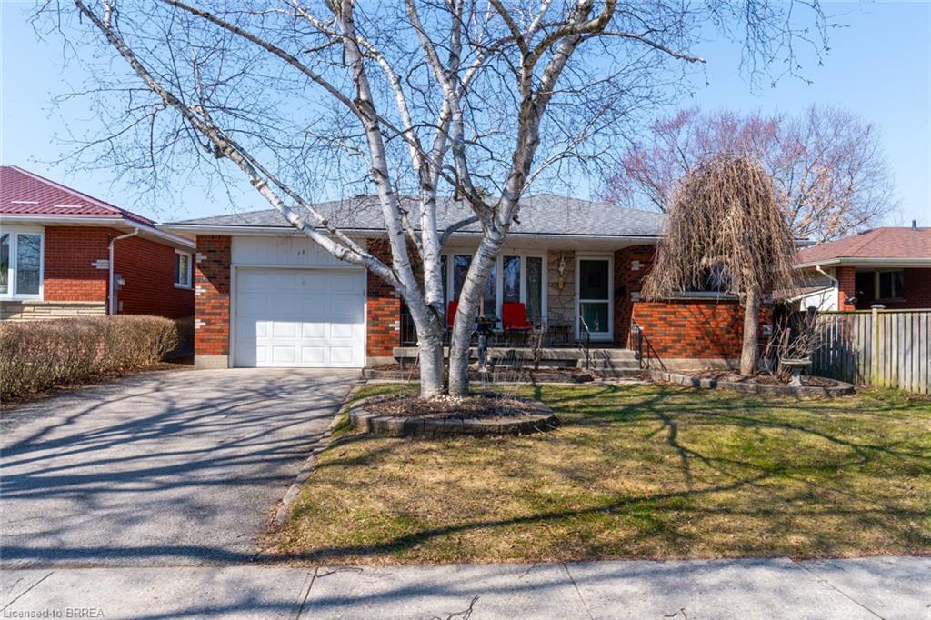 17-palm-crescent-brantford-ontario-40819405