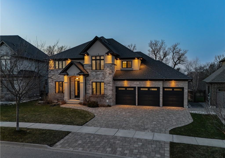 581-manor-ridge-crescent-waterloo-ontario-40819437