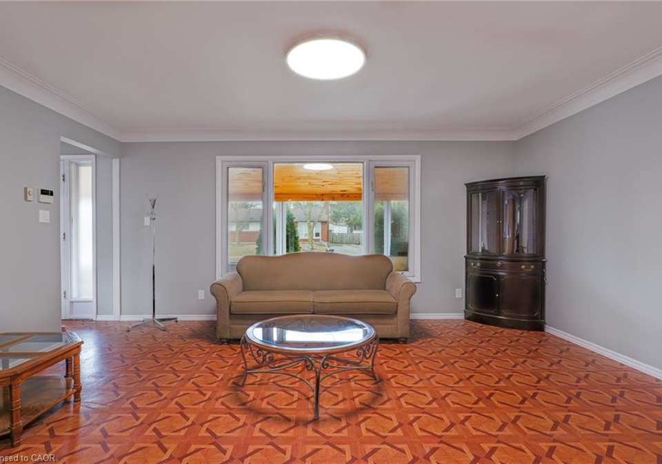 195-sekura-street-cambridge-ontario-40819440