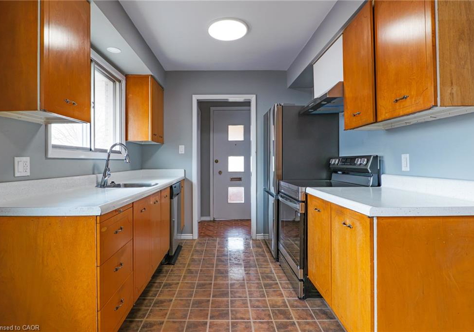 195-sekura-street-cambridge-ontario-40819440