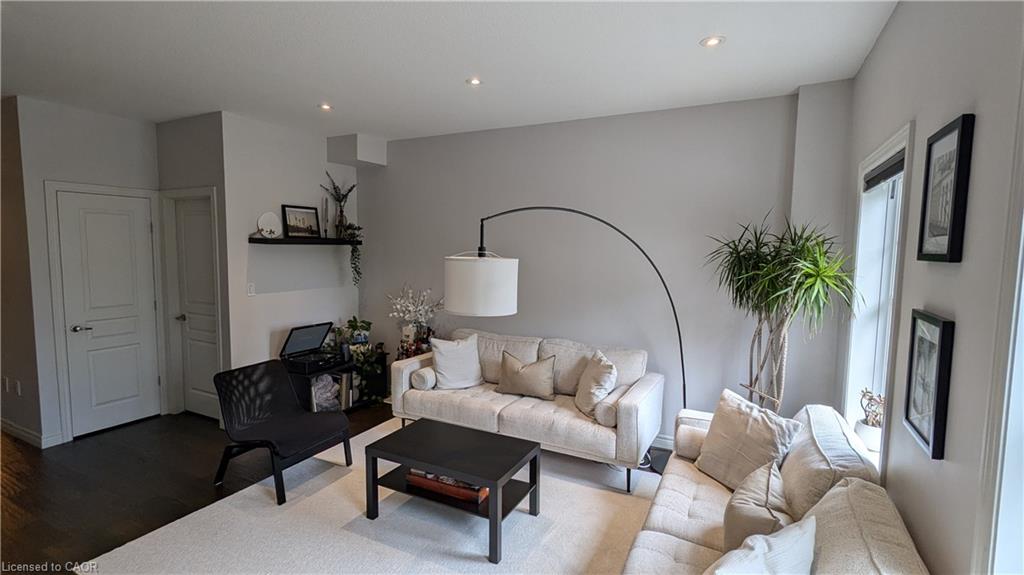 90-robert-peel-road-kitchener-ontario-40819444