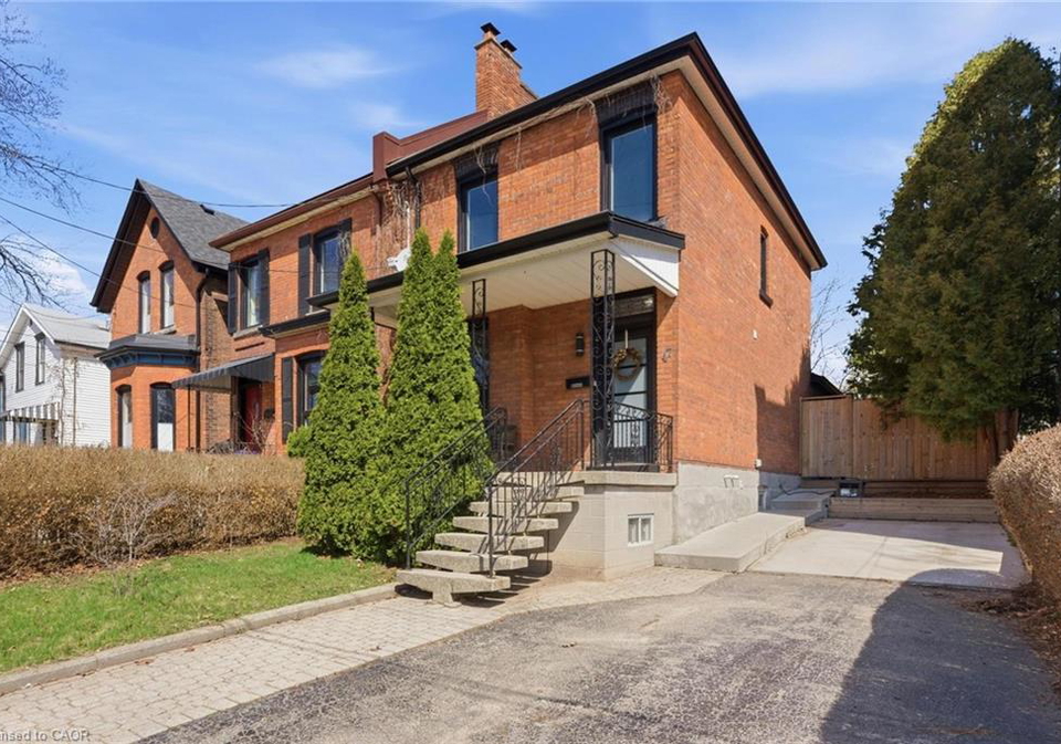 47-wood-street-e-hamilton-ontario-40819465