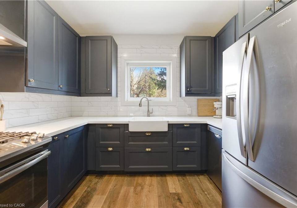 47-wood-street-e-hamilton-ontario-40819465