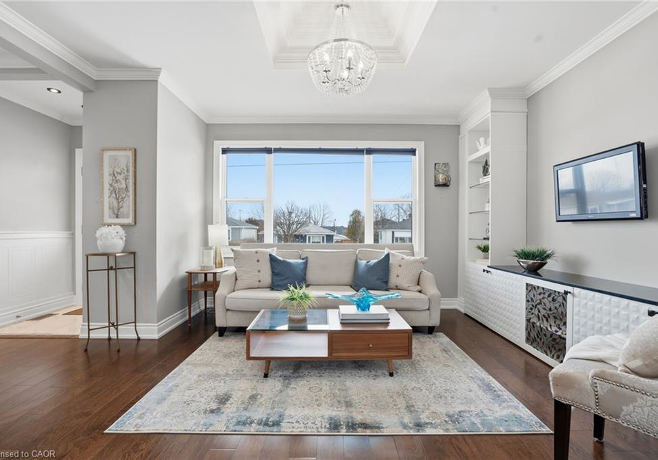 208-east-44th-street-hamilton-ontario-40819475