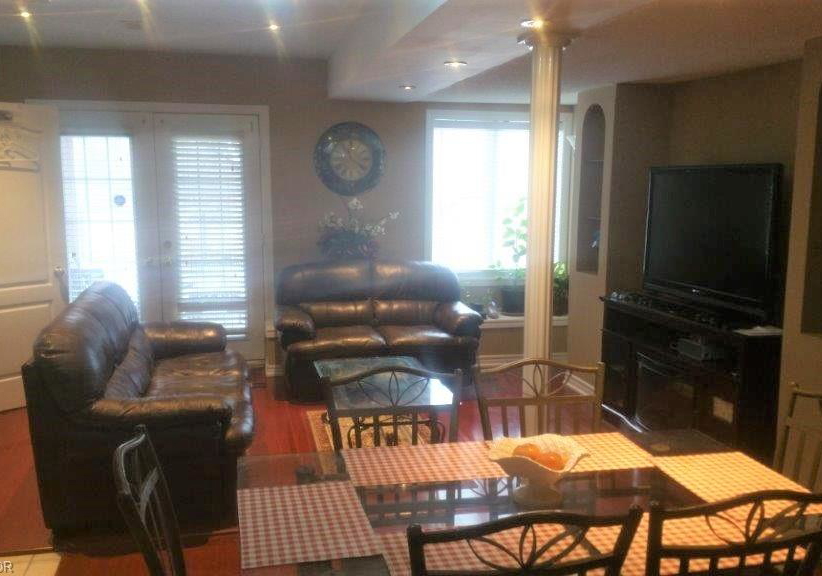 244-diiorio-circle-ancaster-ontario-40819497