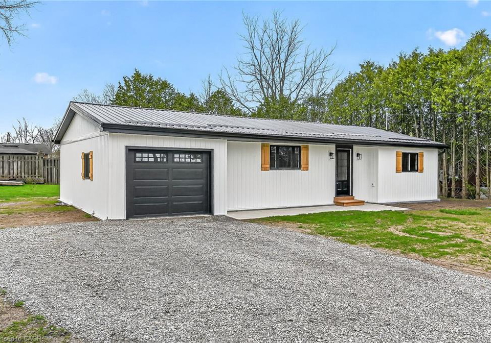 548-concession-14-road-springvale-ontario-40819503