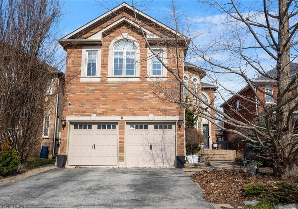 34-forsyth-crescent-georgetown-ontario-40819568