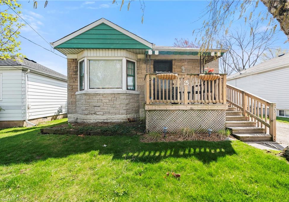 25-east-39th-street-hamilton-ontario-40819578