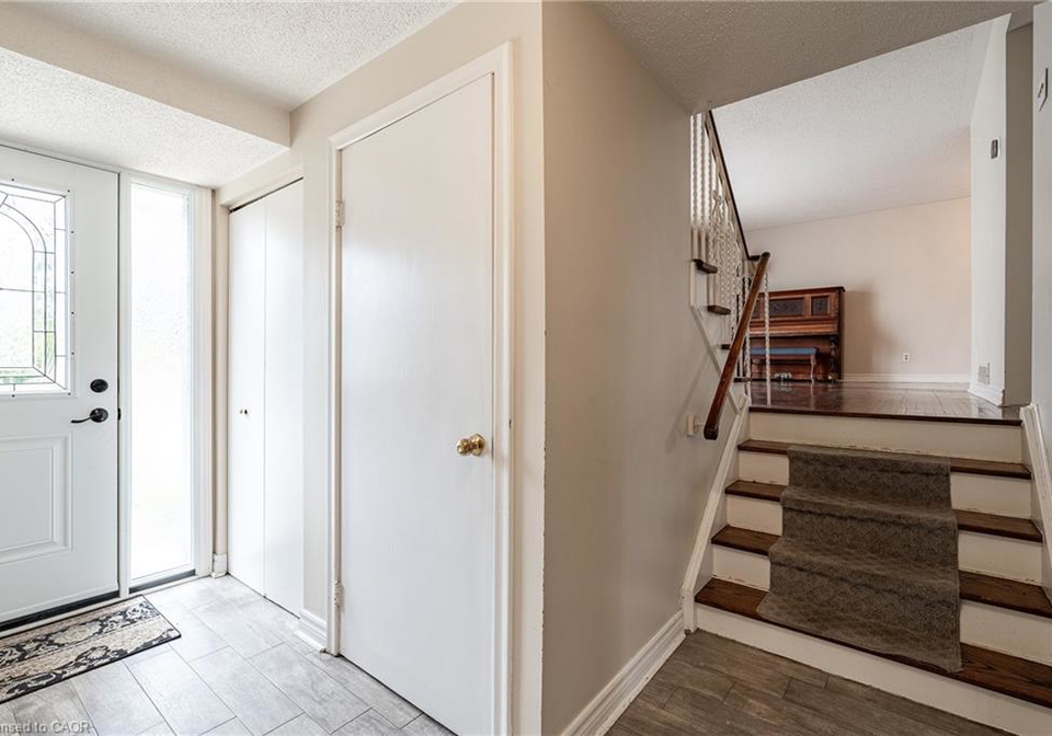 557-trafford-crescent-oakville-ontario-40819616