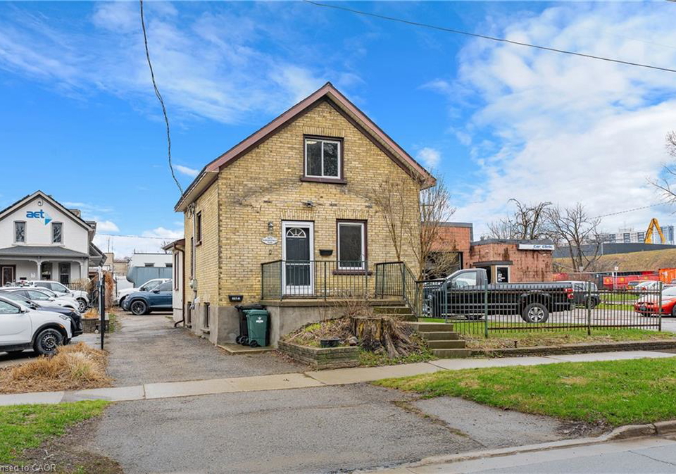 527-wellington-street-n-kitchener-ontario-40819619