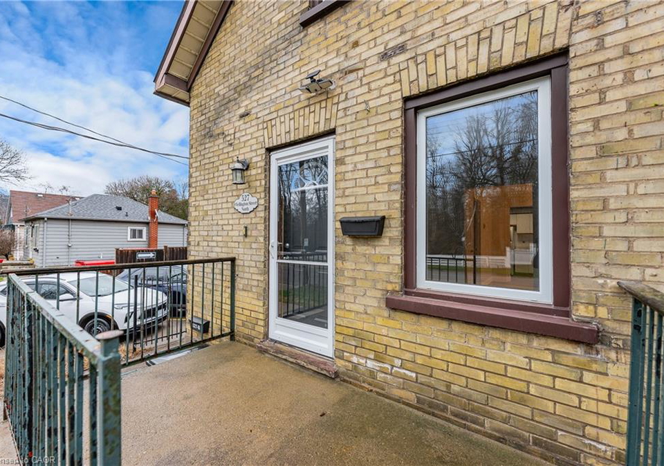 527-wellington-street-n-kitchener-ontario-40819619