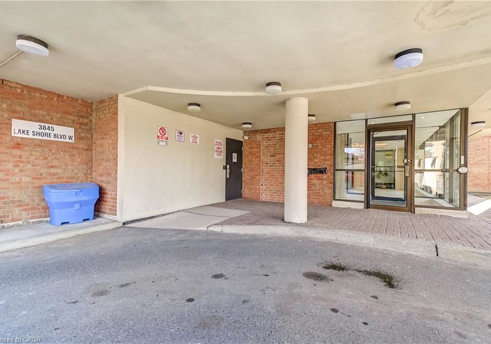 3845-lakeshore-boulevard-w-toronto-ontario-40819624