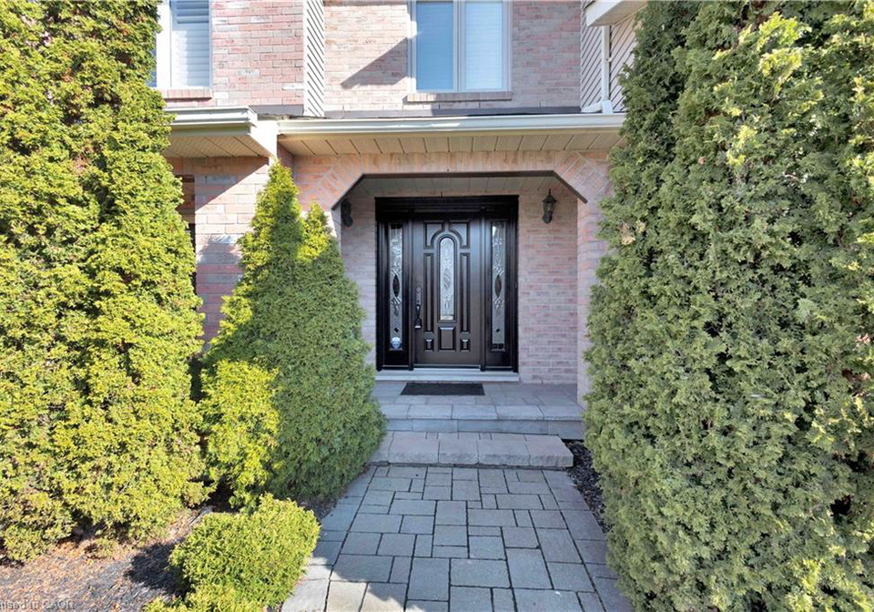 57-banbury-drive-hamilton-ontario-40819652