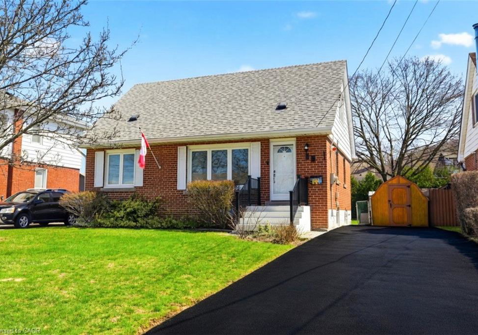 15-roselle-place-stoney-creek-ontario-40819734