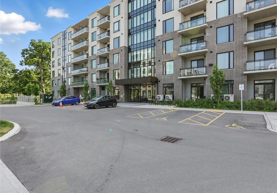 103-roger-street-waterloo-ontario-40819739