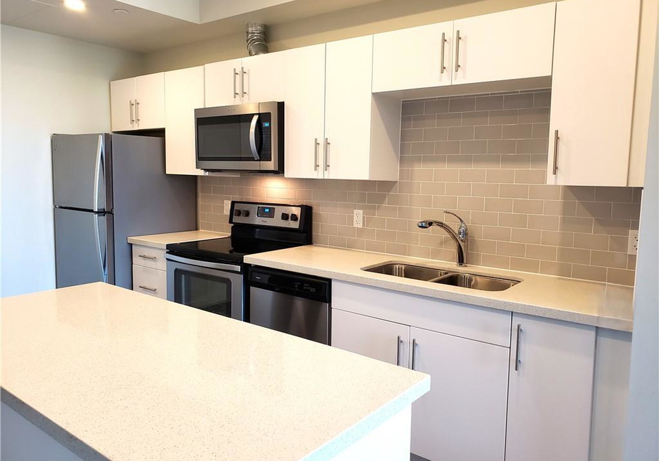 690-king-street-w-waterloo-ontario-40819742