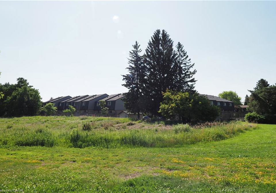 138-blackhorne-drive-kitchener-ontario-40819757