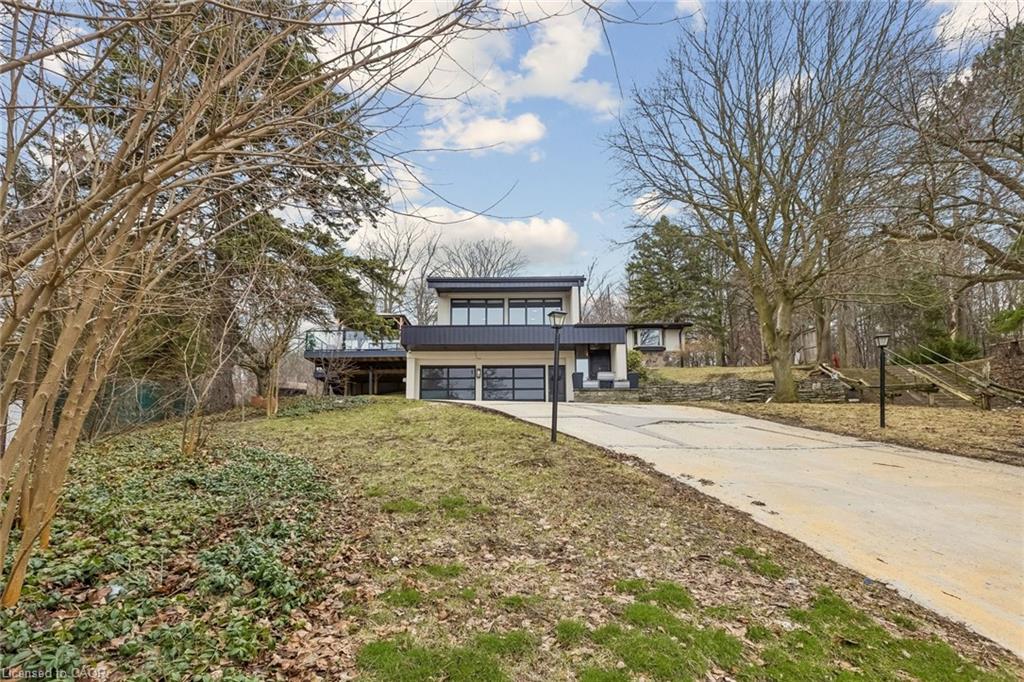 3-chicopee-terrace-kitchener-ontario-40819828